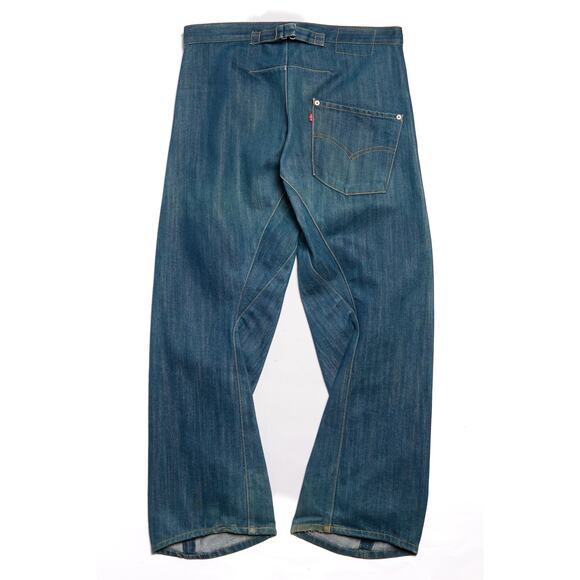 Vintage Levi's Engineered Jeans W32X29 - Picture 1 of 3